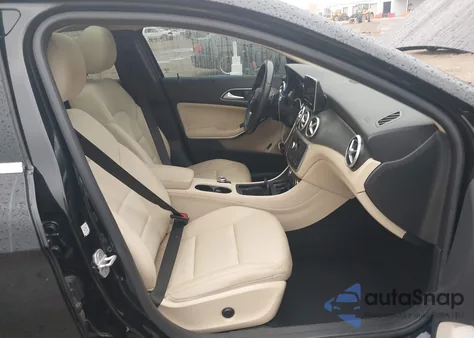 2015 Mercedes-Benz Gla 250 4Matic from USA, damaged, VIN WDCTG4GB3FJ139236